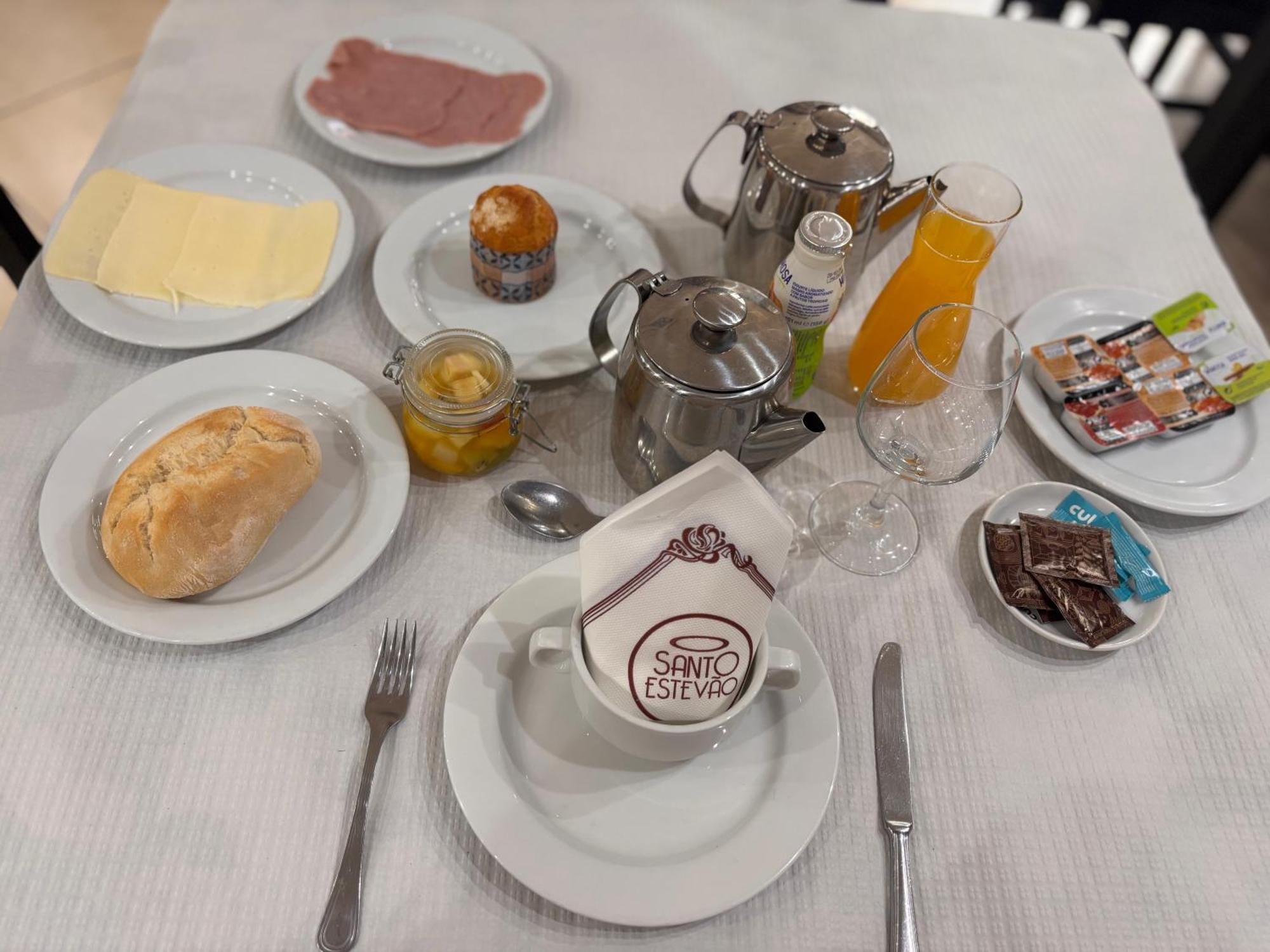 Restaurante Residencial Pizzaria S. Estevao Aguiar da Beira Εξωτερικό φωτογραφία